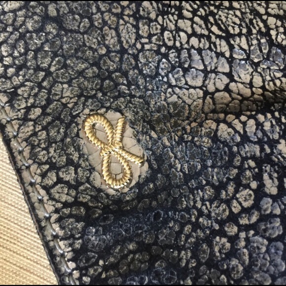 Keeping💁🏼♀️Anya Hindmarch Crackled Distressed - Picture 5 of 8